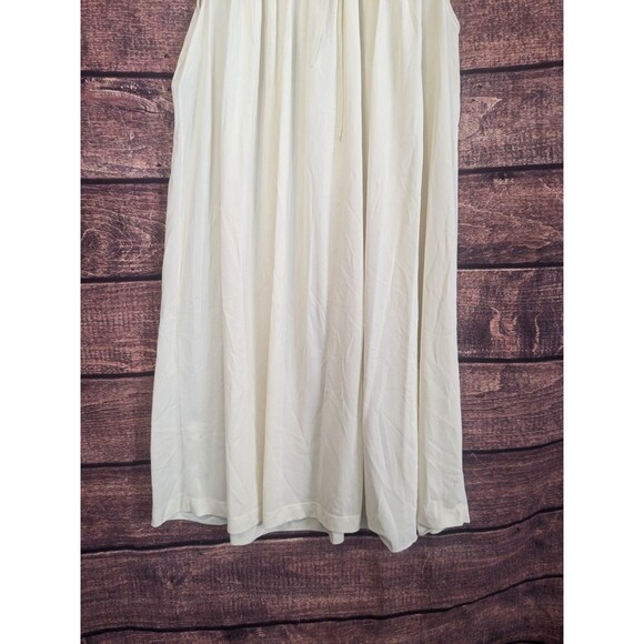 Vintage Nightgown Butter Yellow With Lace Trim Size Large Midi length - Picture 8 of 9